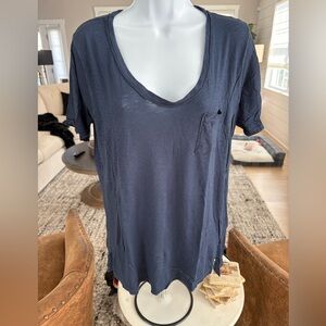 Splendid brand navy tee shirt size XL